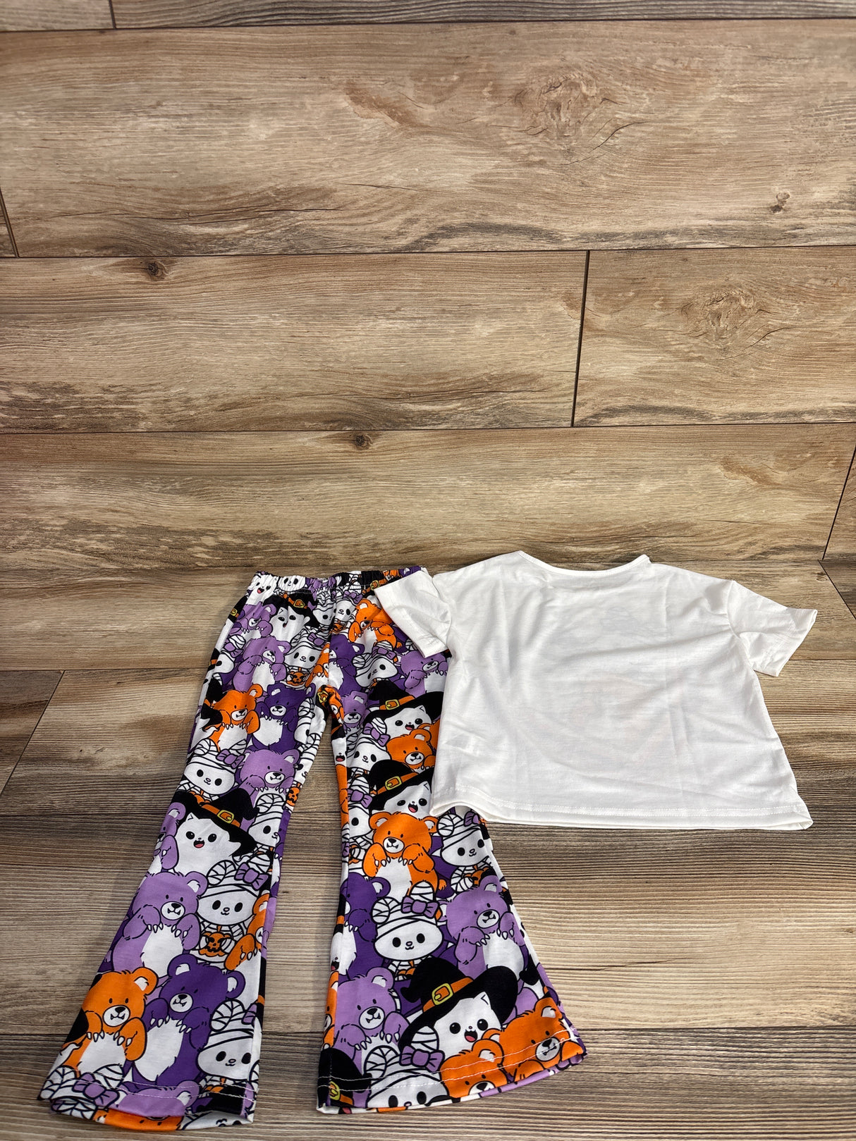 NWOT 2pc Heart Halloween Shirt & Bottoms Set White sz 4T
