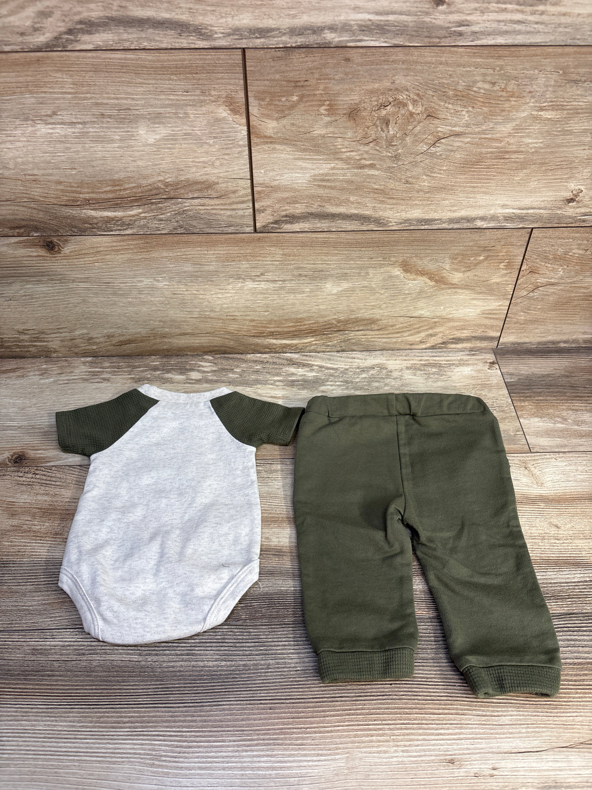 Baby Essentials 2pc Just Like Dad But Tiny Bodysuit & Pants Set Grey sz 6m
