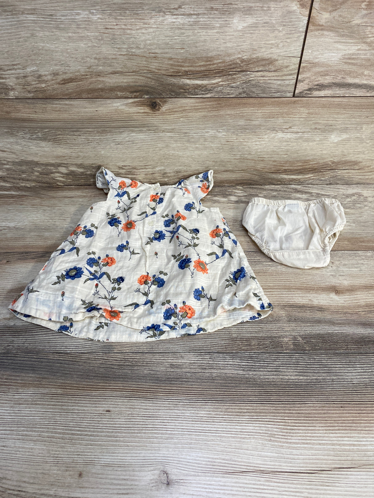 Baby Gap 2pc Floral Dress & Bloomers Cream sz 3-6m