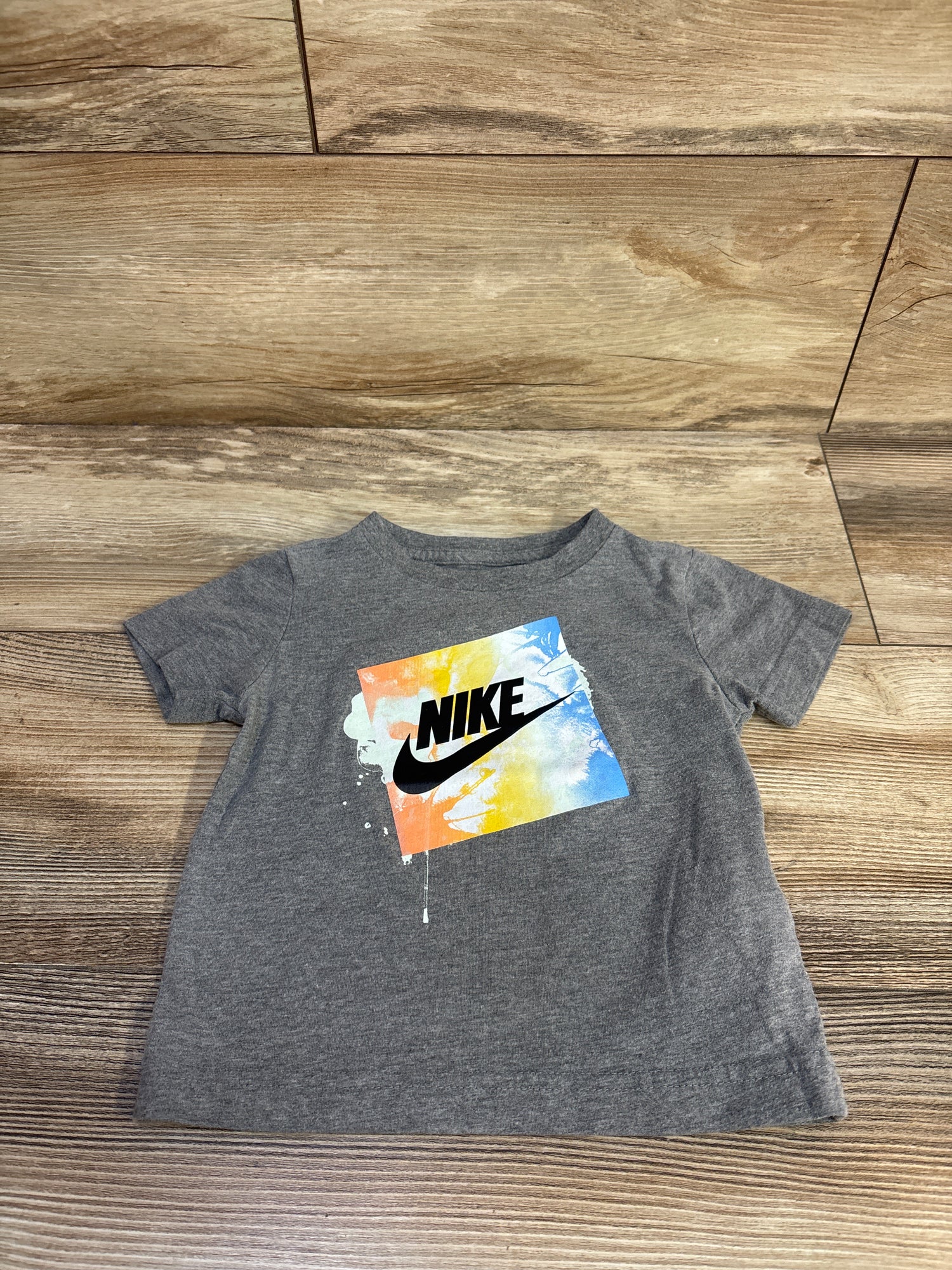 Nike Shirt Grey sz 2T