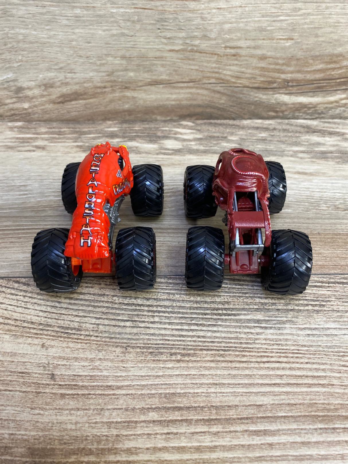 Monster Jam 1:64 Octon8er VS Crushstation Mix 25 Set