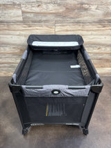 Graco Pack 'n Play Simple Solutions in Cam