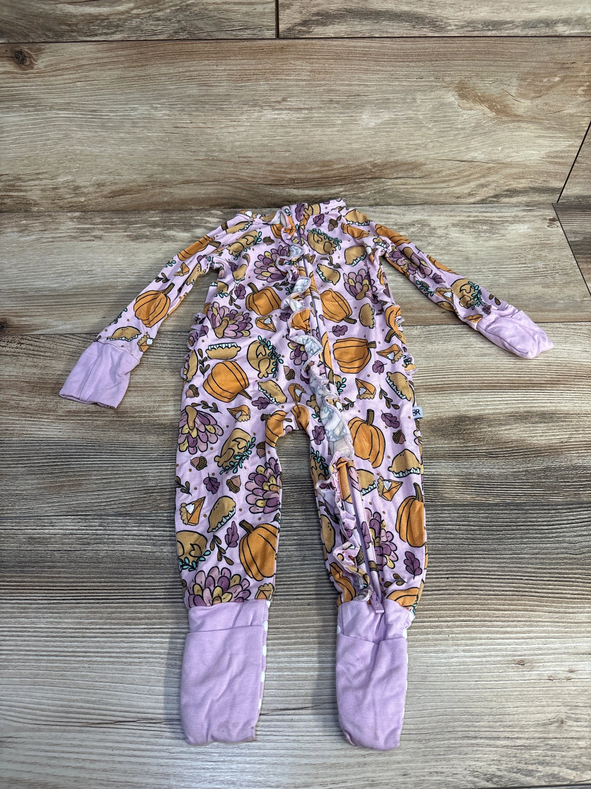 Bums & Roses 'Gobble Till You Wobble' Convertible Romper Lilac sz 3-6m