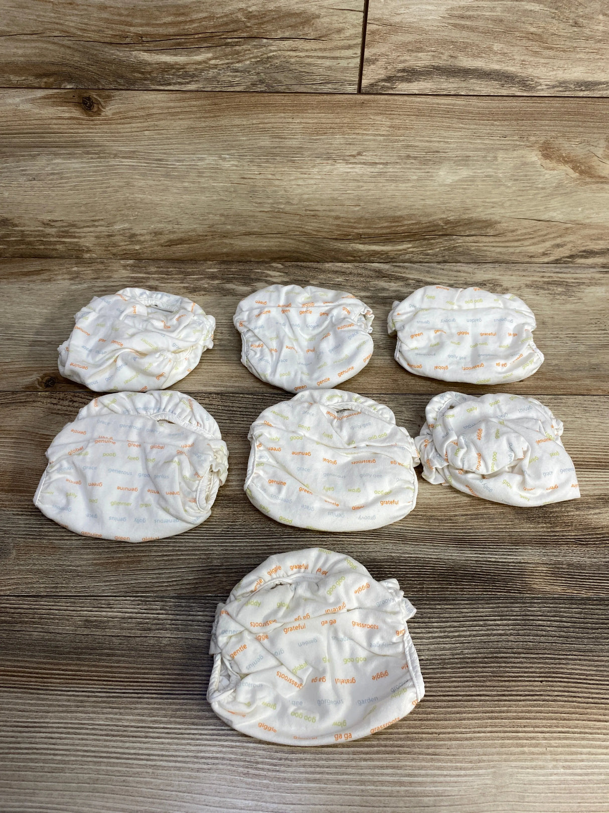 gDiapers Cloths Diapers Ivory Words 7pk sz Newborn - Me n Mommy To Be
