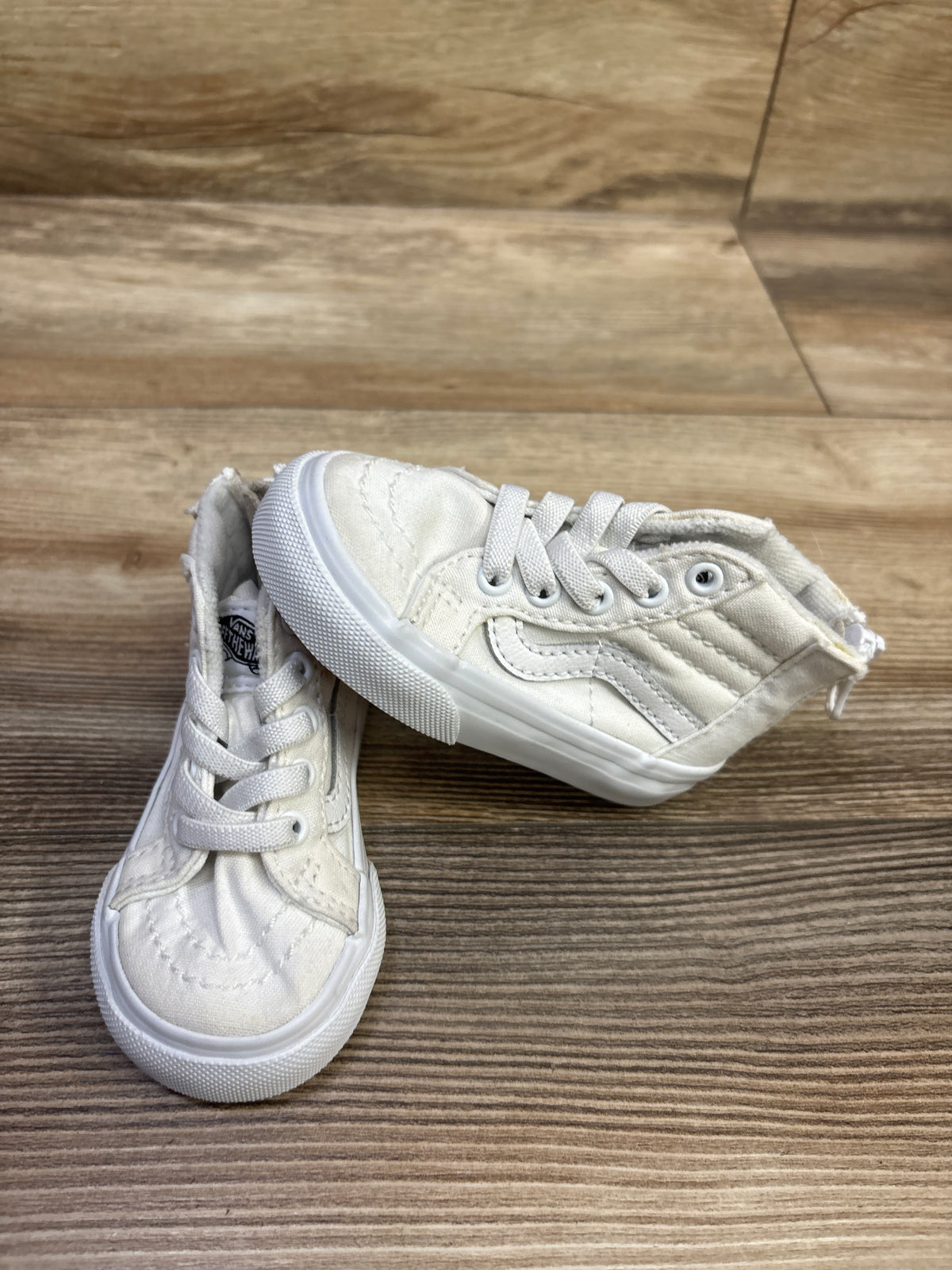 Vans Sk8-Hi Zip Sneakers White sz 3.5c