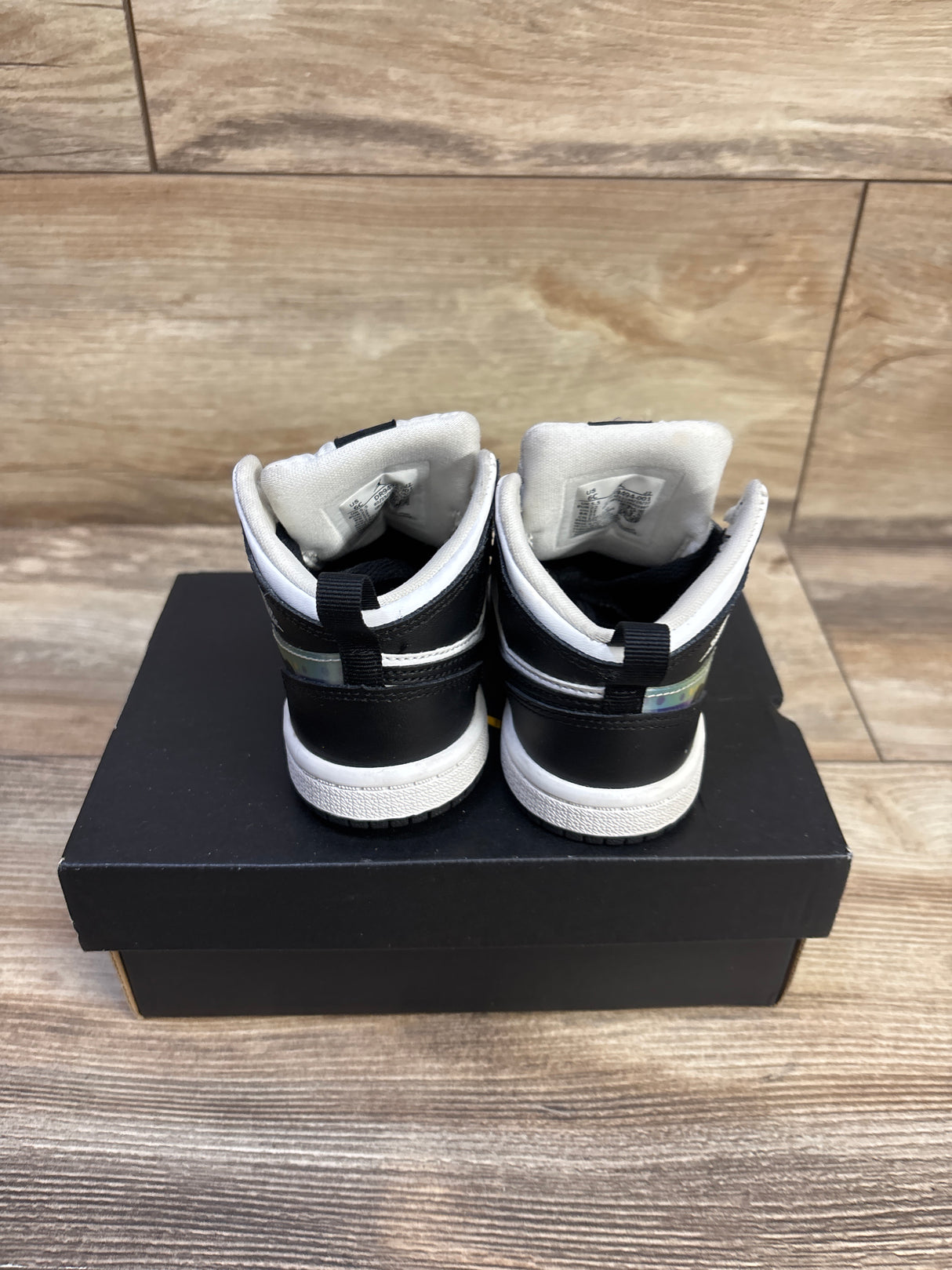Jordan 1 Mid Hologram TD ' Black/Dark Concord' Sneakers sz 6c