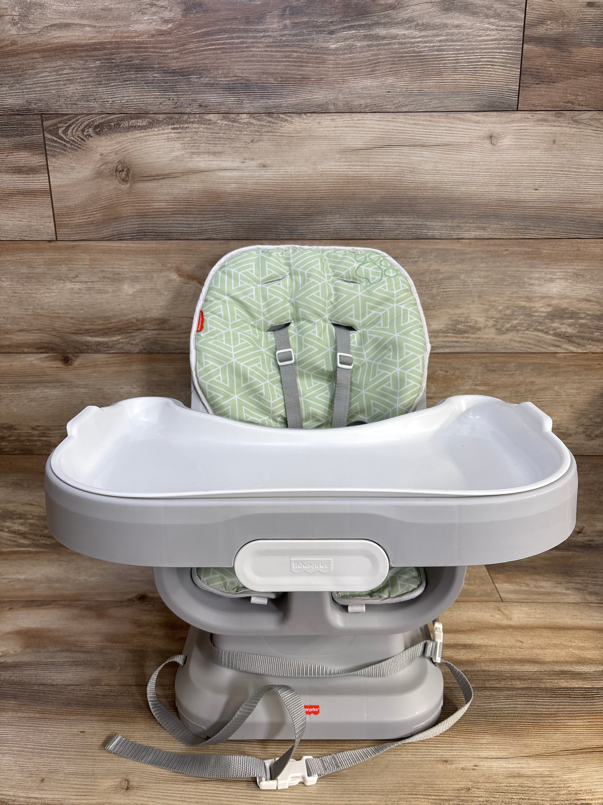 Fisher Price SpaceSaver Simple Clean High Chair, Green