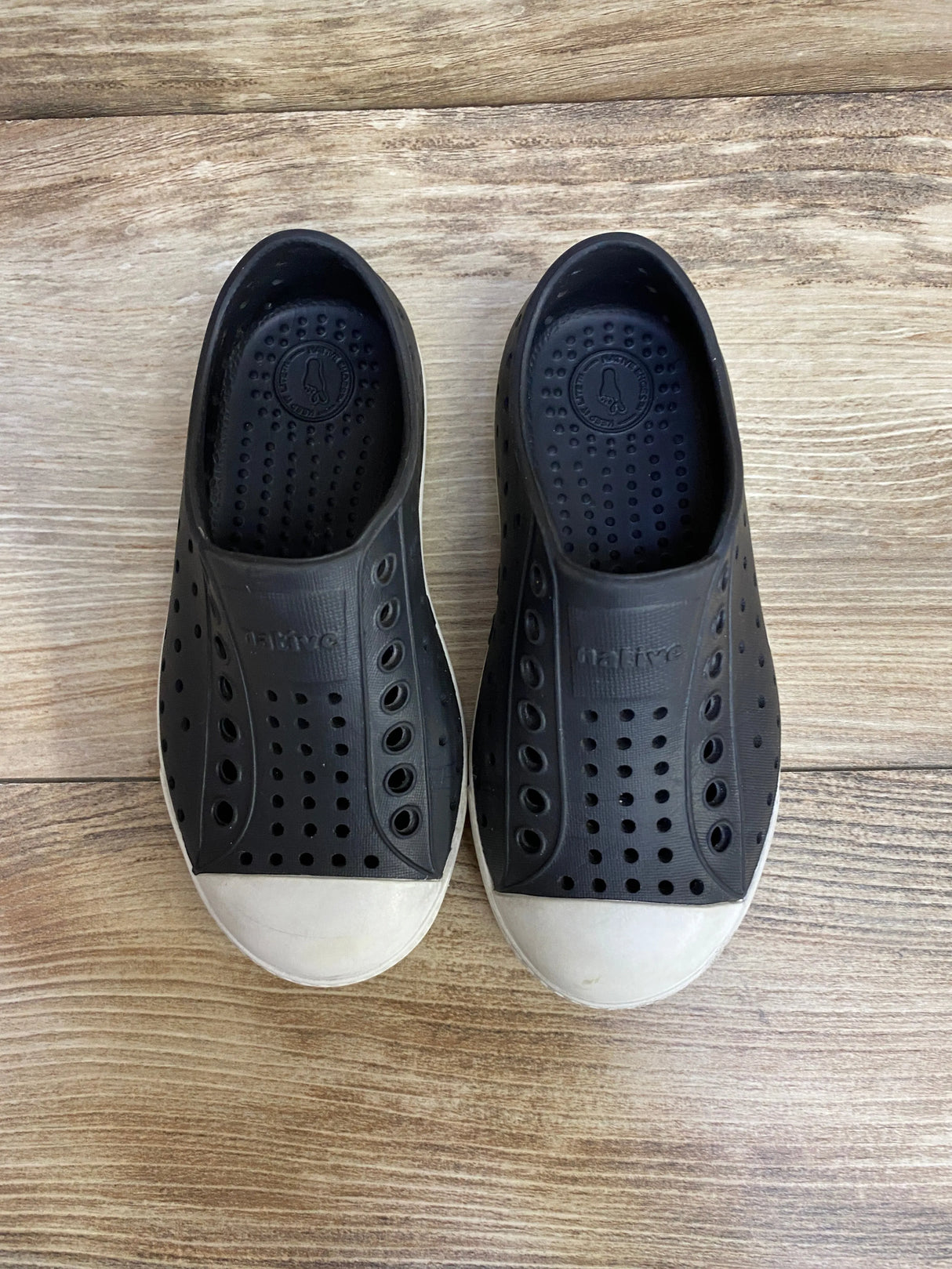 Native Jefferson Shoes Black sz 9c