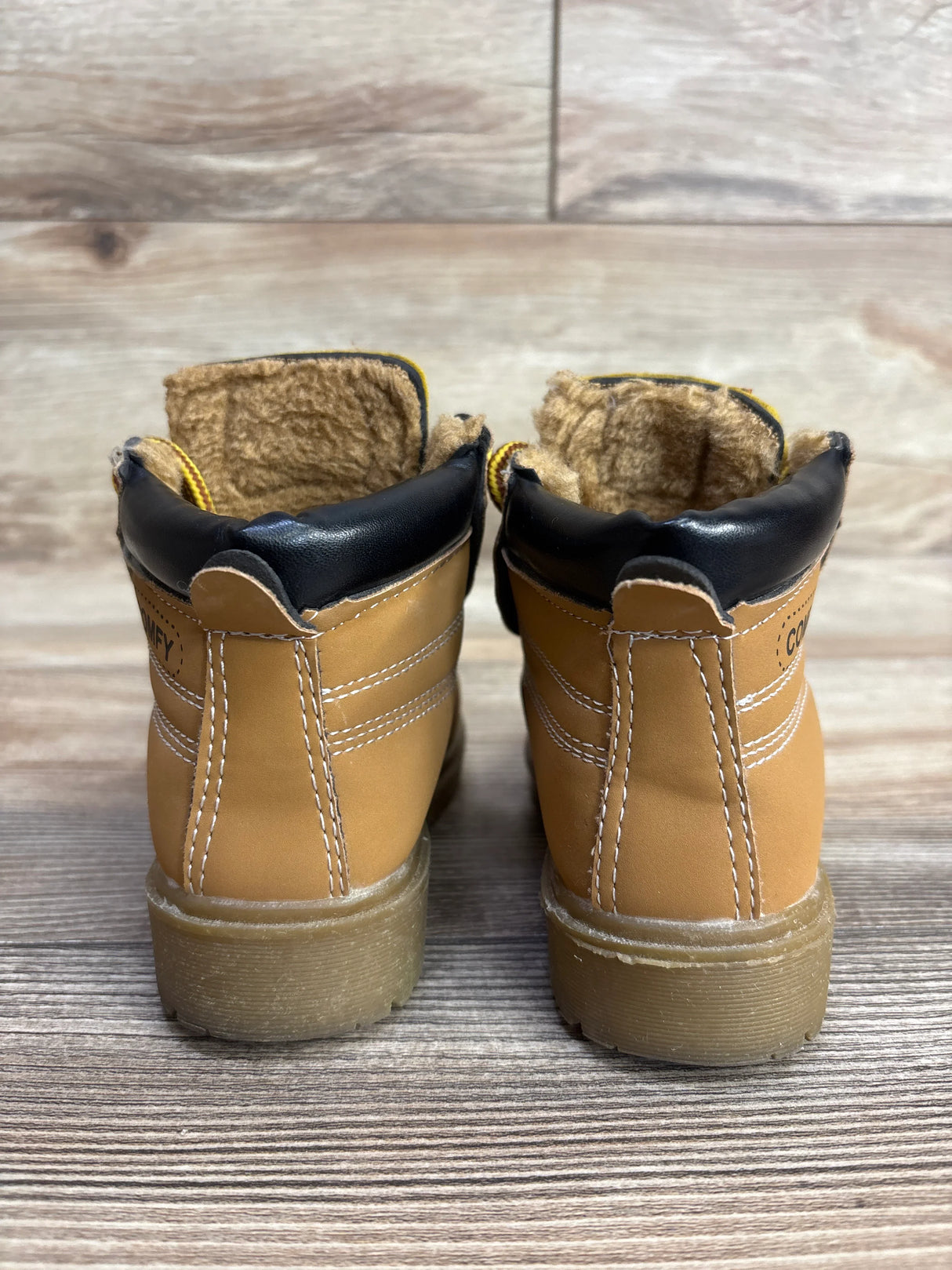 Comfy Kids Lace-Up Boots With Faux Fur Lining Tan sz 9c