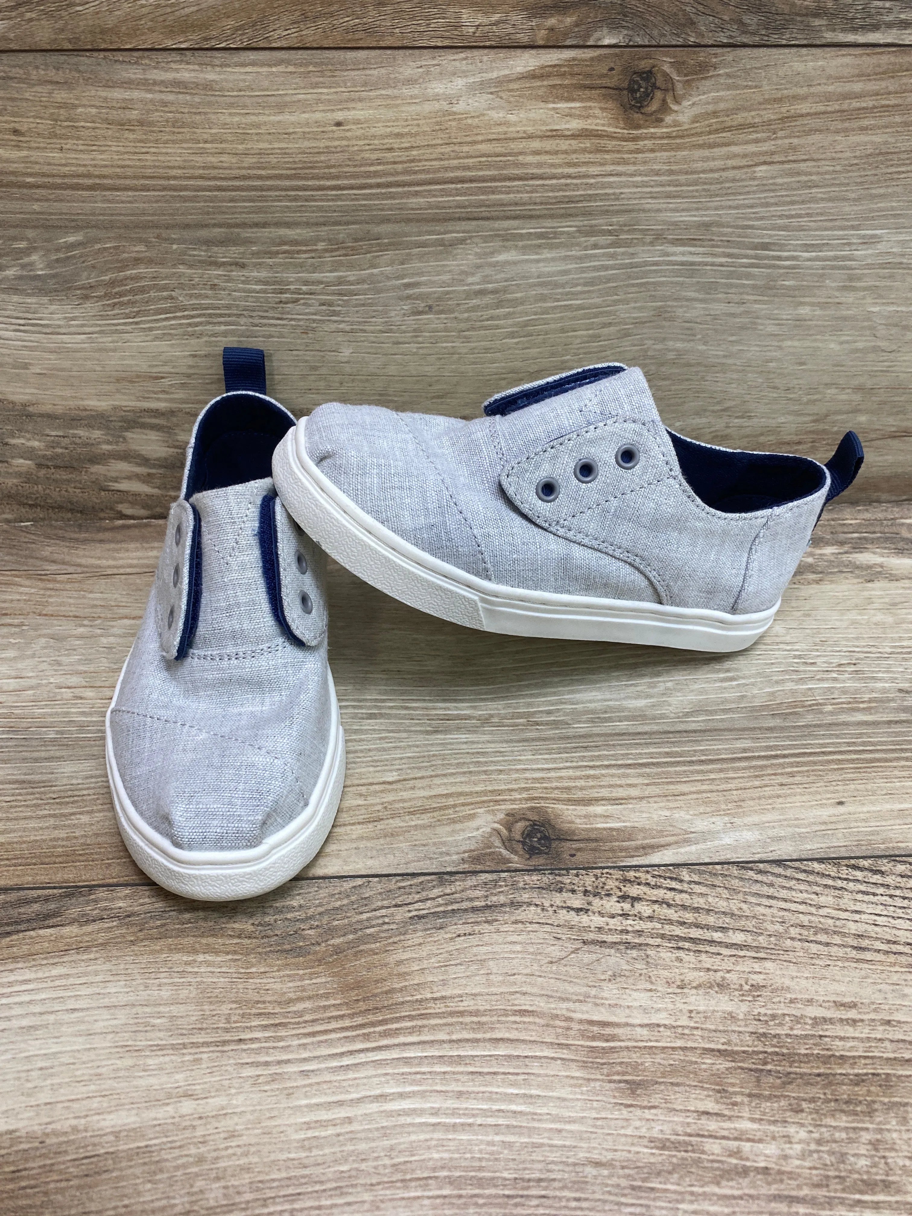 Grey fashion lace toms