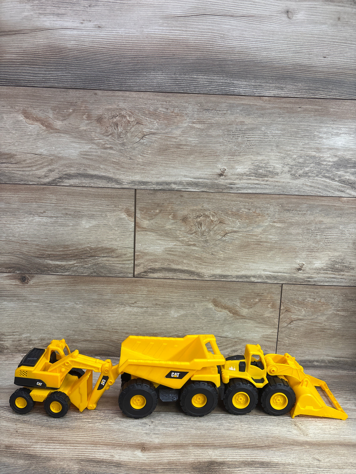 Funrise 3pk CAT Construction Vehicles