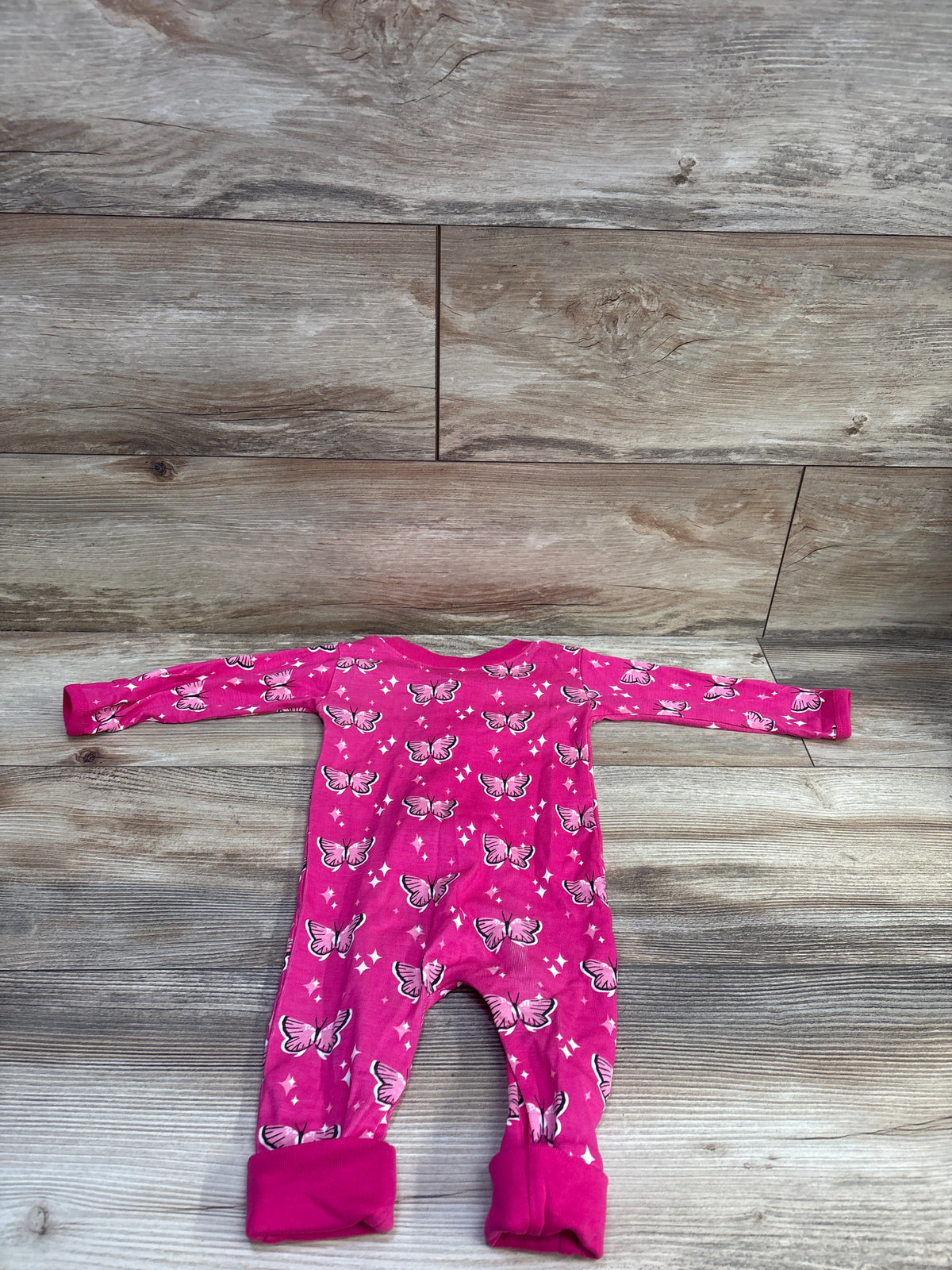 Monica + Andy x Paris Hilton Butterfly Sleeper Pink sz 3-6m
