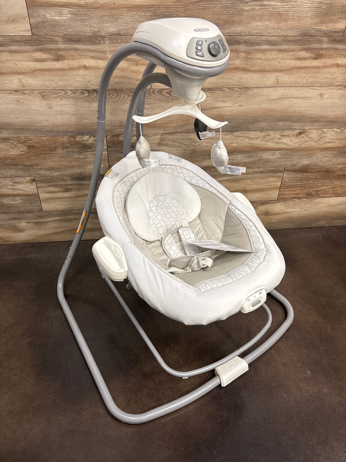 NEW Graco DuetConnect LX Swing and Bouncer in Redmond