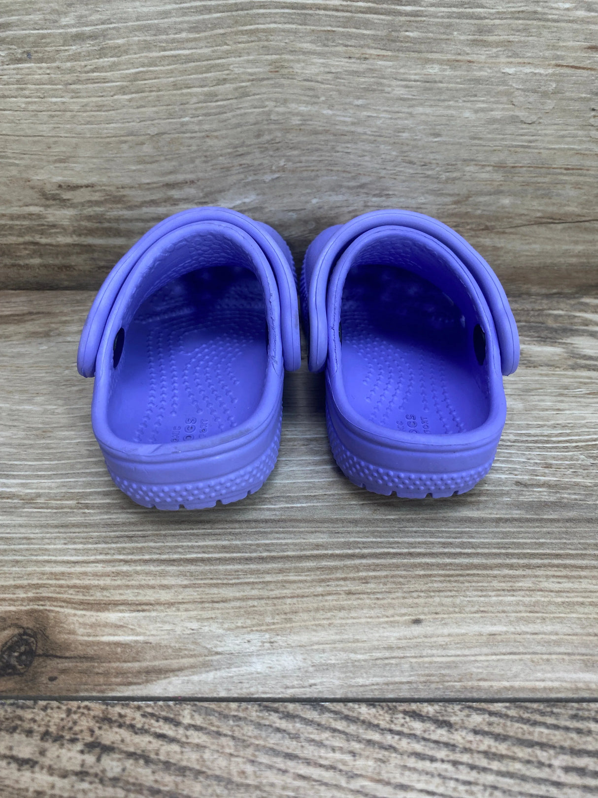 Crocs Classic Clogs Lavender sz 4c