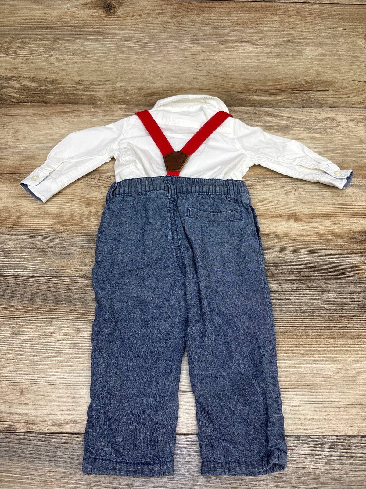 Oshkosh 3pc Button-Up Bodysuit & Suspender Pants Set White sz 9m