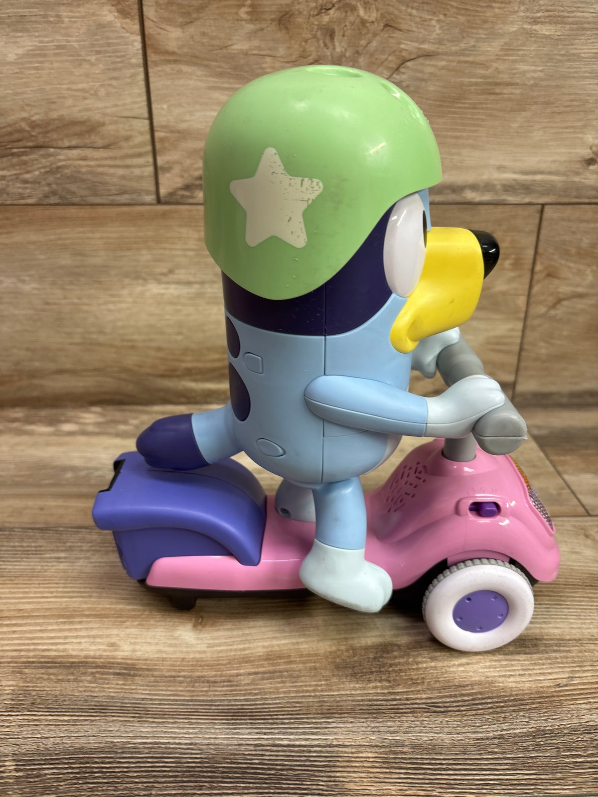 VTech Bluey Scooter Time Bluey