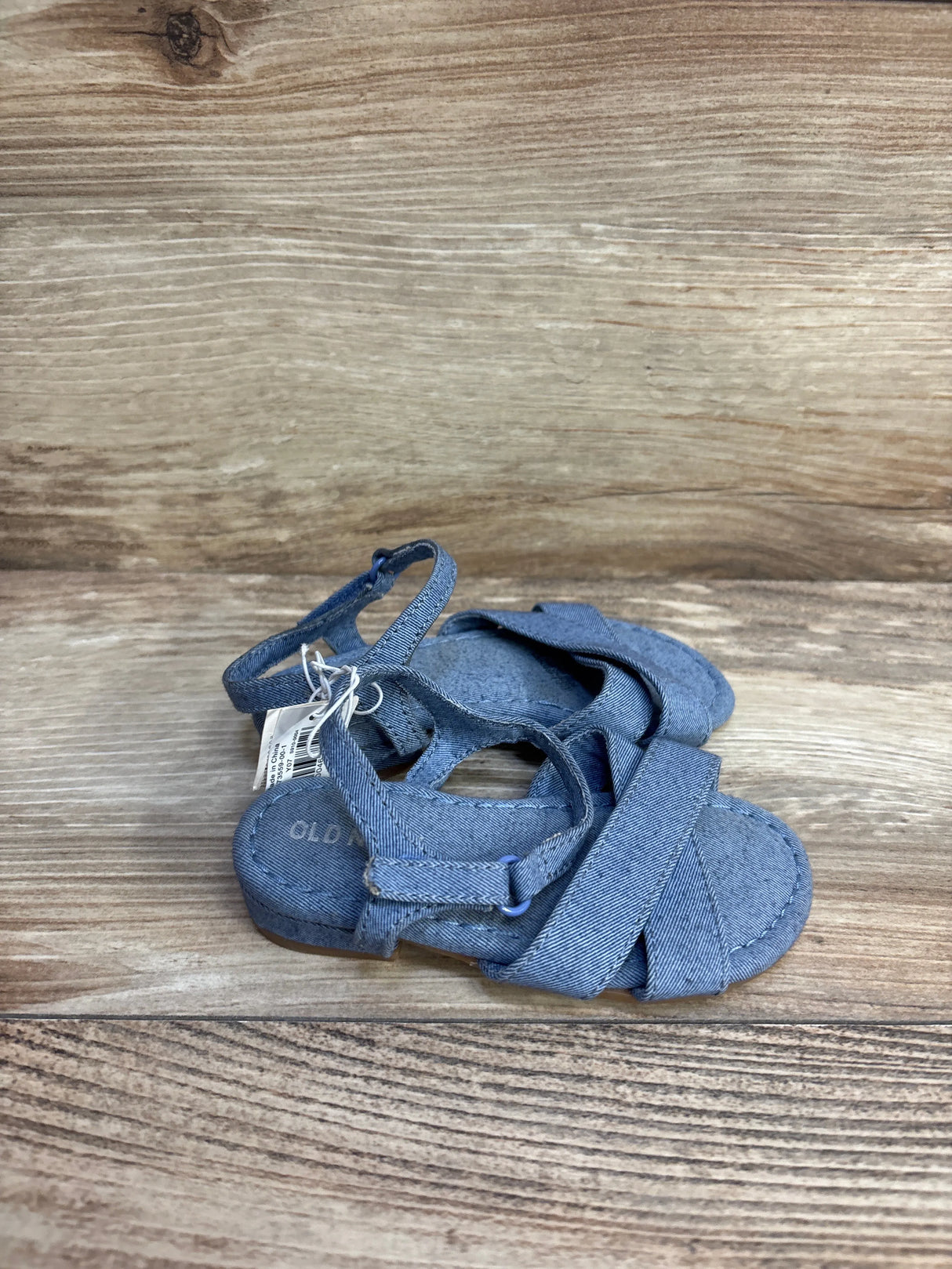 NEW Old Navy Chambray Sandals sz 6c - Me n Mommy To Be
