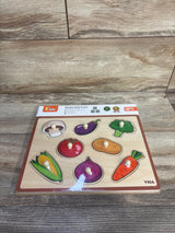 NEW Viga Wooden Knob Puzzle - Vegetables 8pc