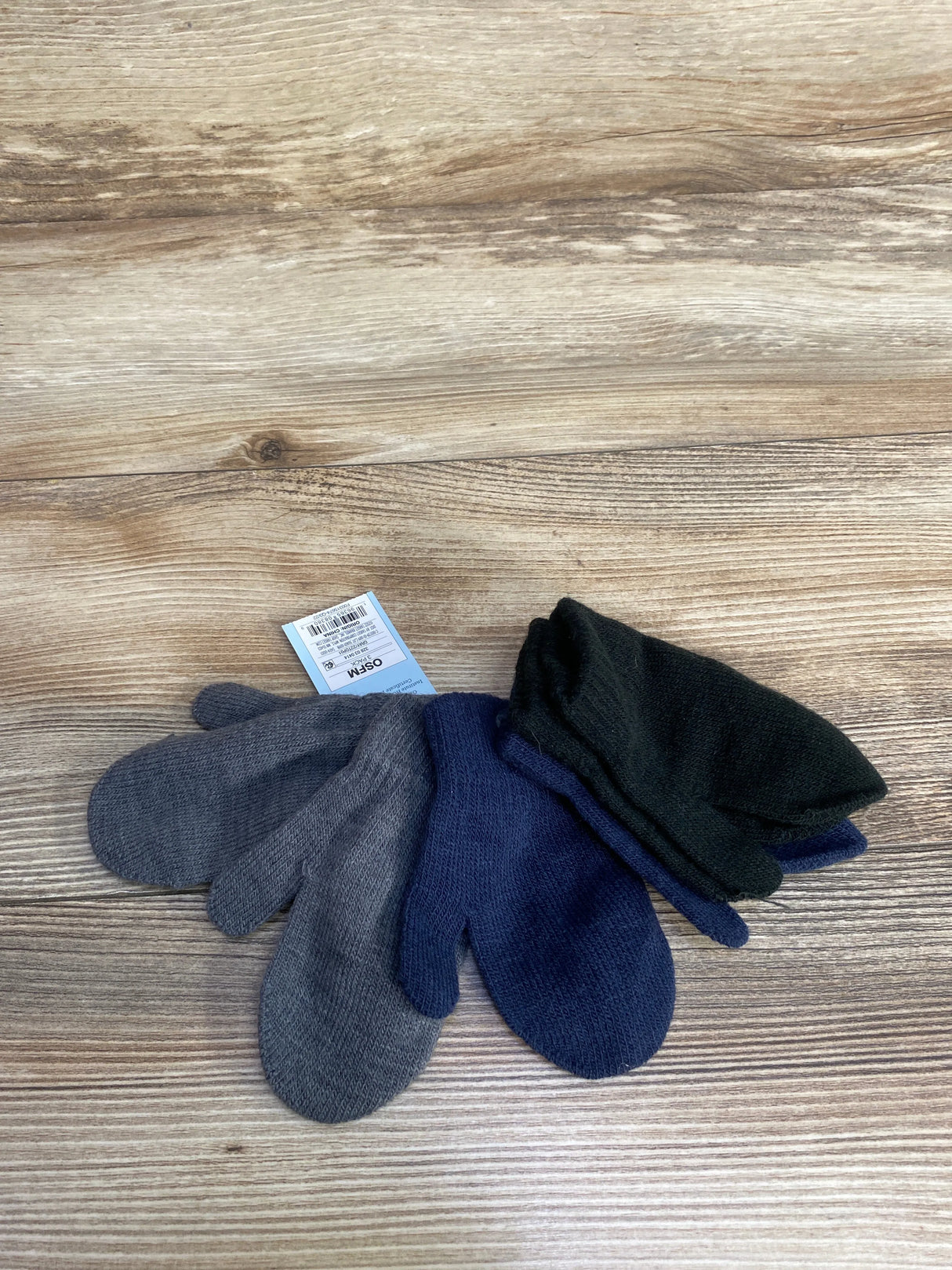 NEW Cat & Jack Mittens 3pk