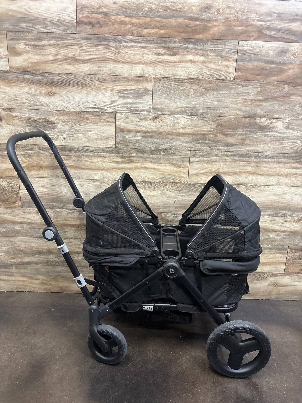 Munchkin Ultra-lite Stroller Wagon, Black