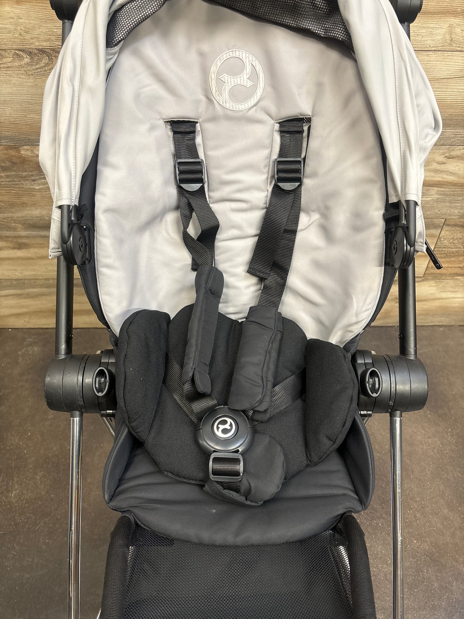 Cybex Platinum Mios 3 Stroller in Chrome Grey with Accessories