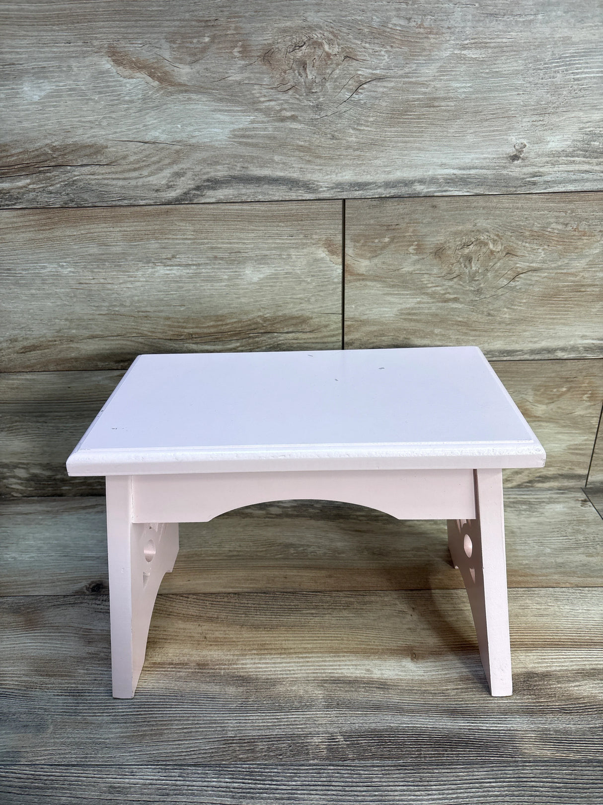 Wooden Step Stool Pink