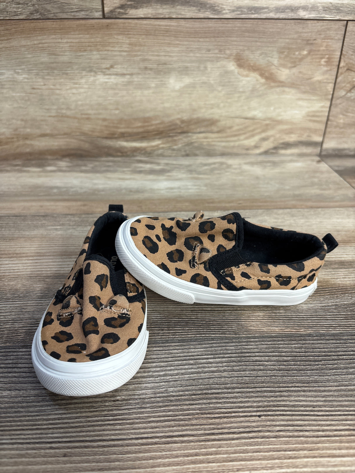 Old Navy Leopard Print Canvas Slip-On Sneakers, Brown sz 6c