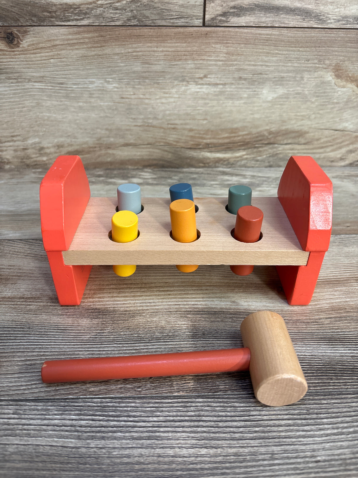 Wooden Barn Pounding Bench w/ Hammer