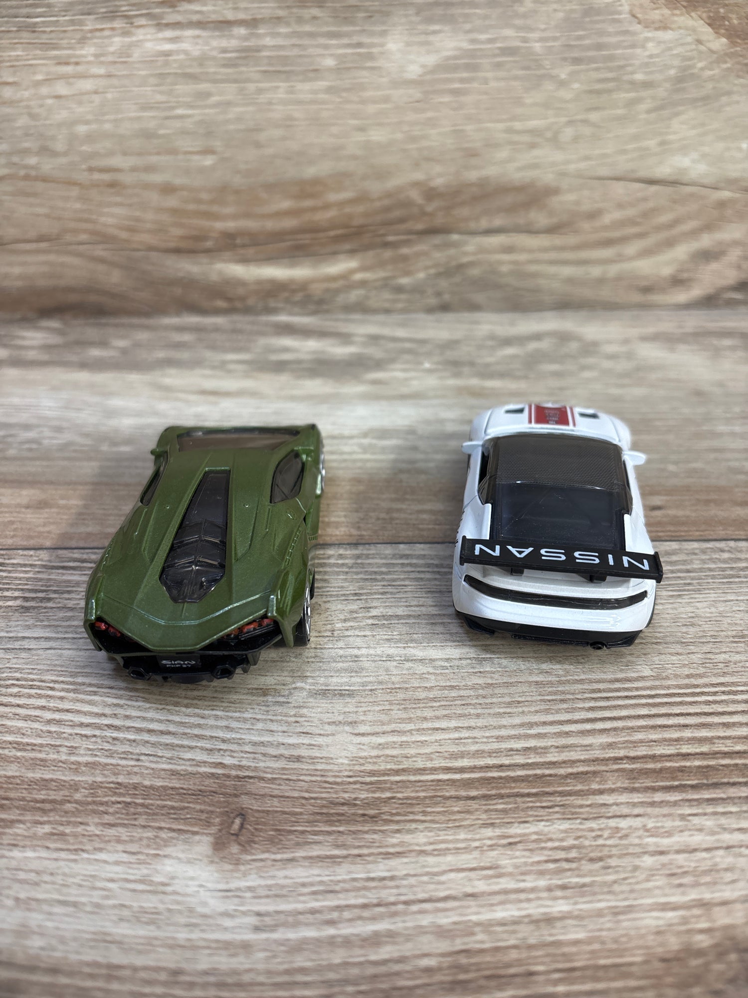 Hot Wheels 2pk Diecast Toy Cars: 2019 Lamborghini Sian + 2023 Nissan Z Custon