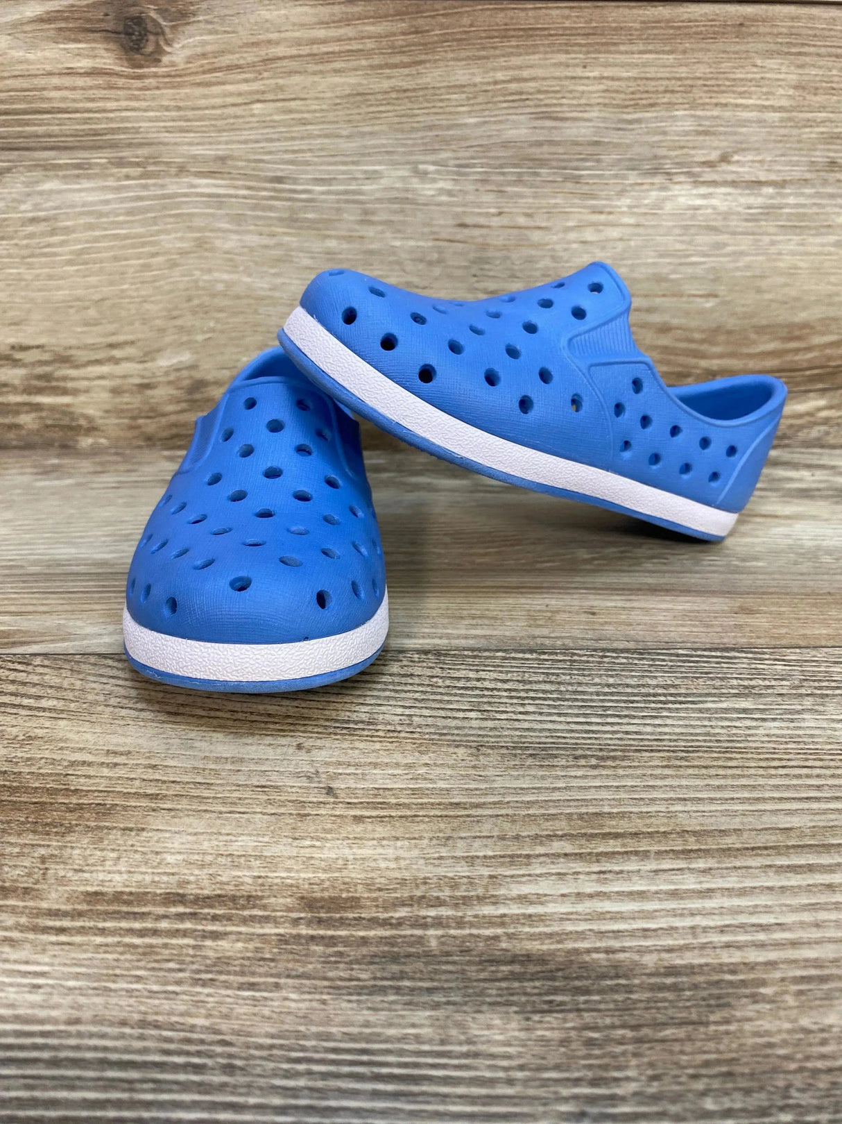 Cat & Jack Jese Slip-On Apparel Water Shoes Blue sz 9c