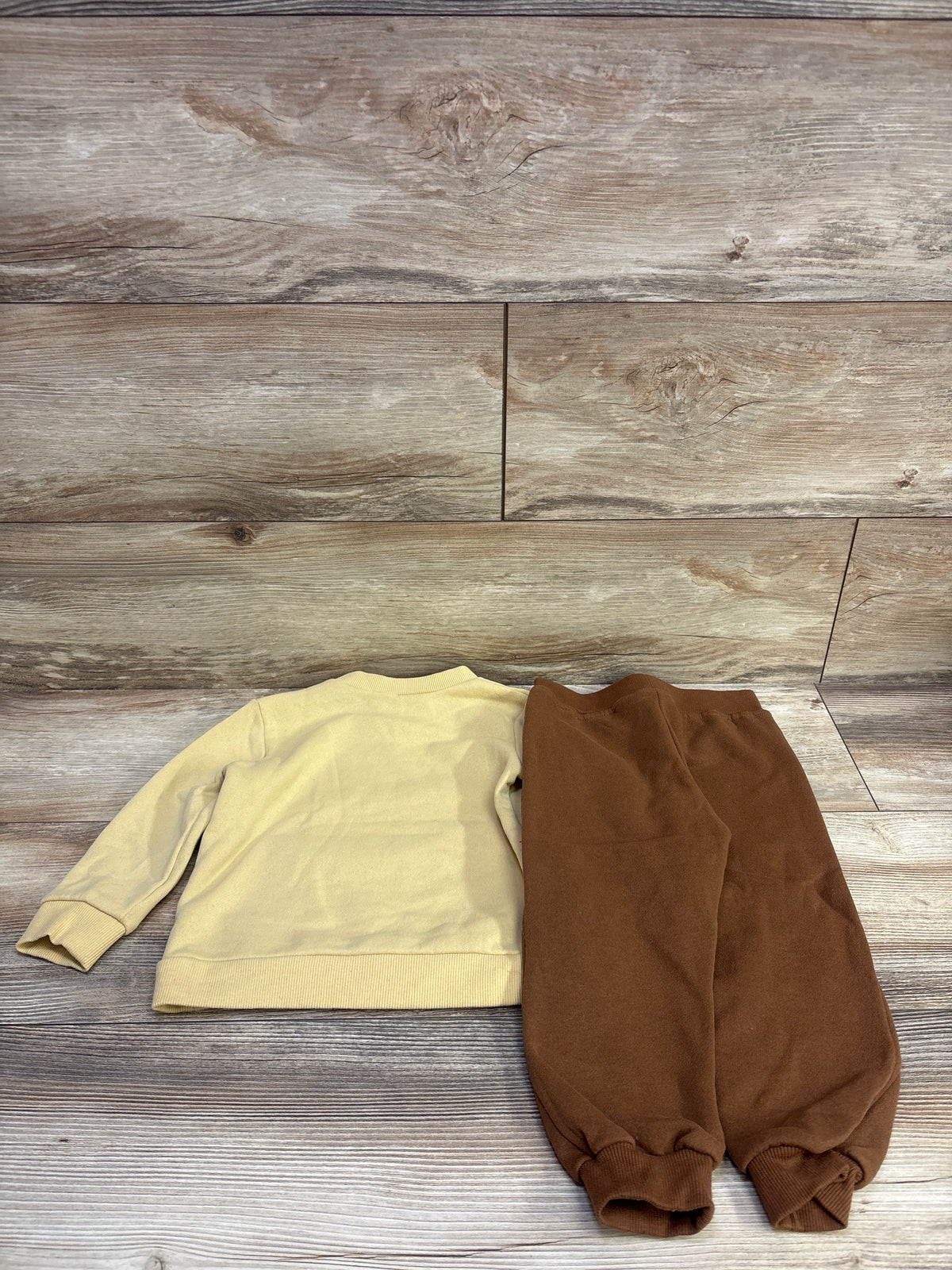 Disney Winnie The Pooh 2pc Sweatshirt & Joggers Set Yellow sz 24m