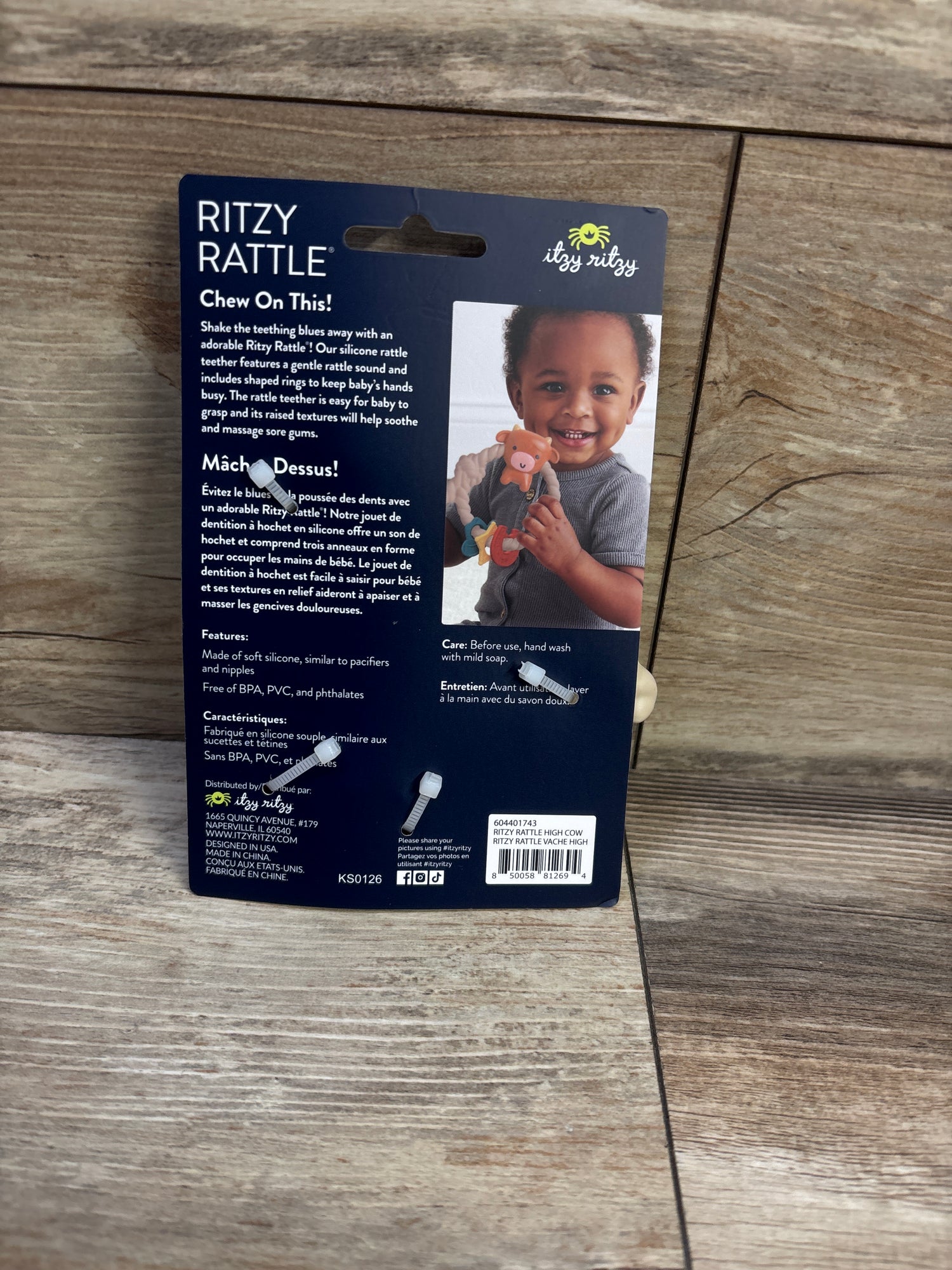 NEW Itzy Ritzy Ritzy Ring Rattle & Teether - Highland Cow