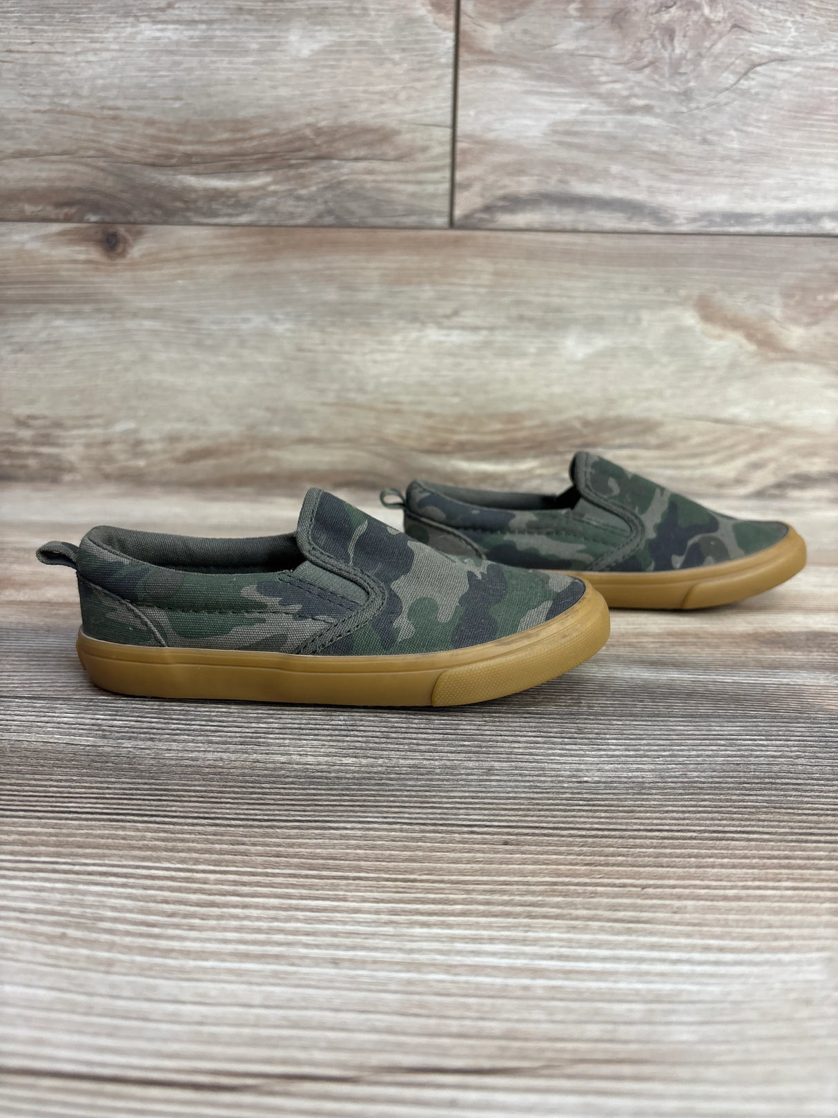 Old Navy Canvas Slip-On Sneakers Camo Green sz 9c