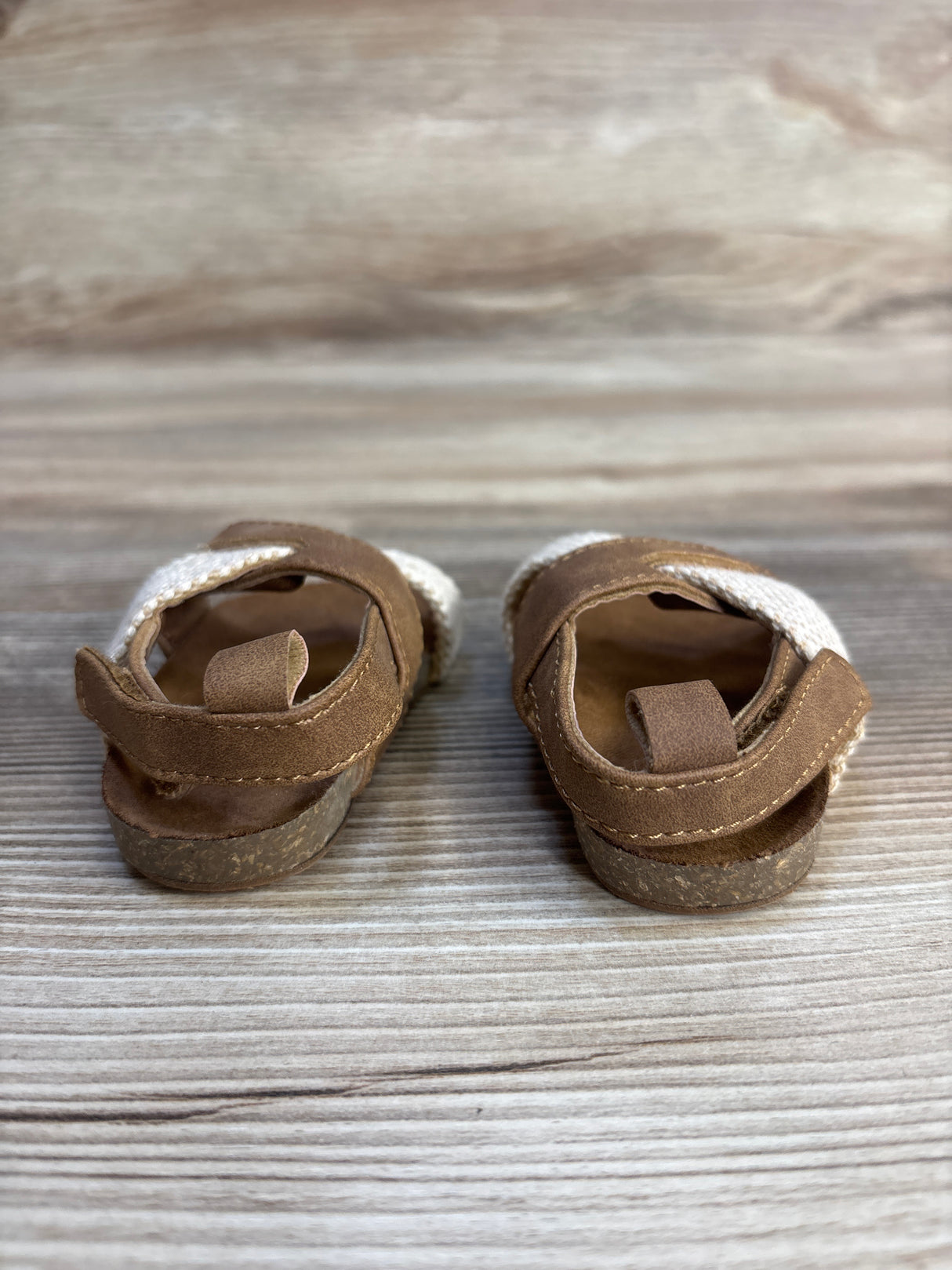 Cross Strap Sandals Brown sz 1/2c