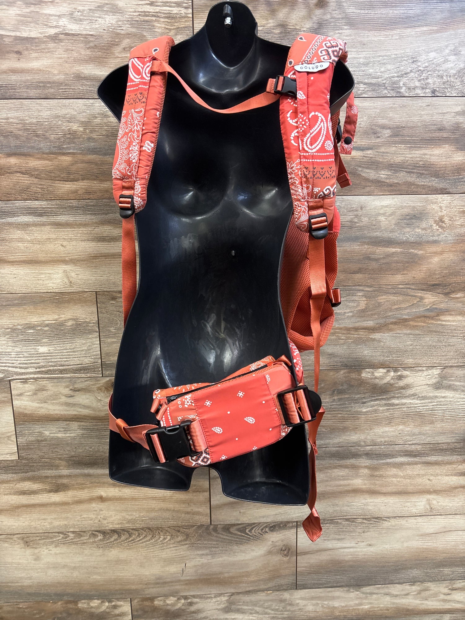 Colugo The Baby Carrier in Paisley Floral Print 7-33lbs