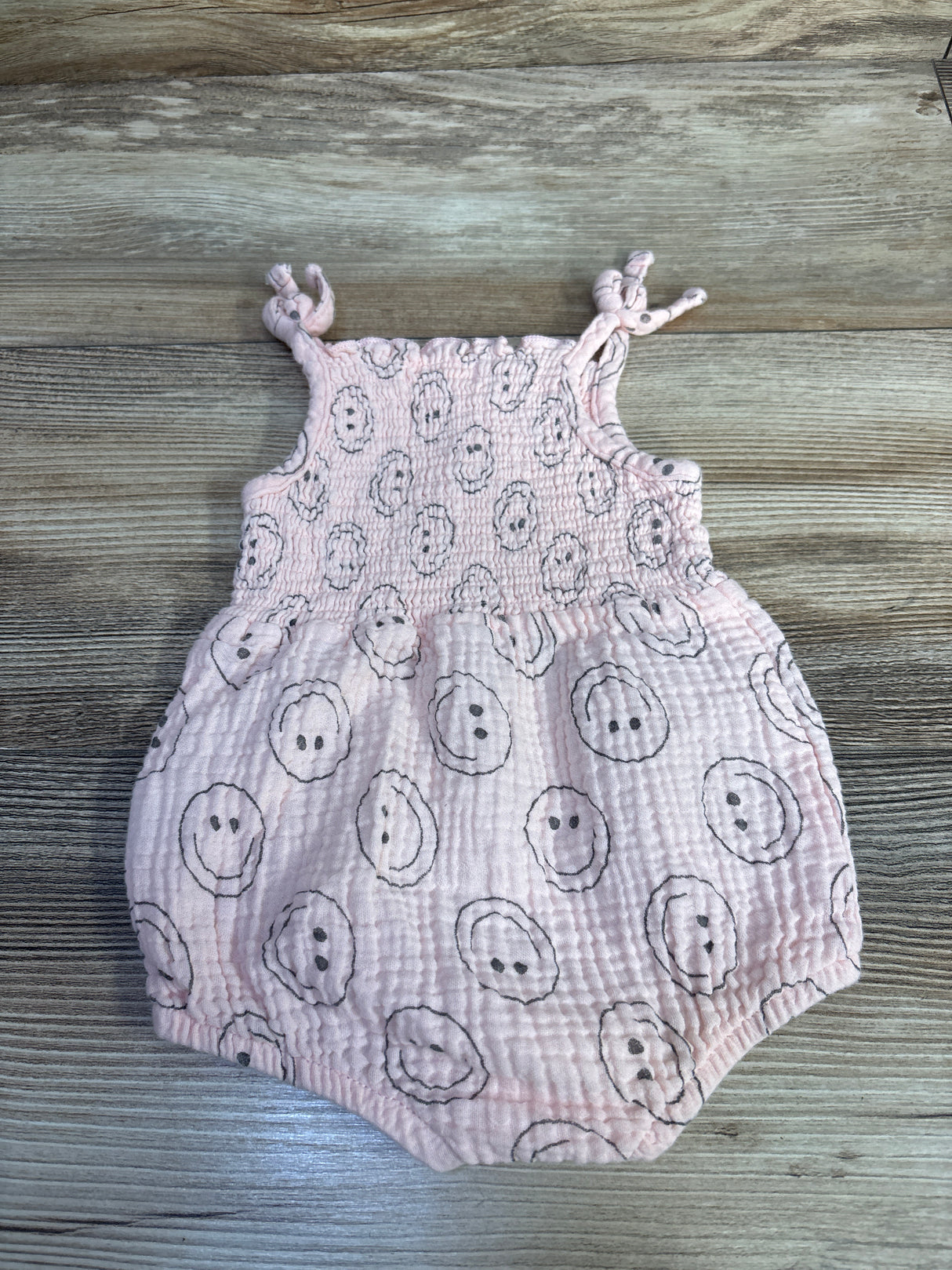 Grayson Mini Smiley Face Smocked Gauze Bubble Romper Pink sz 0-3m