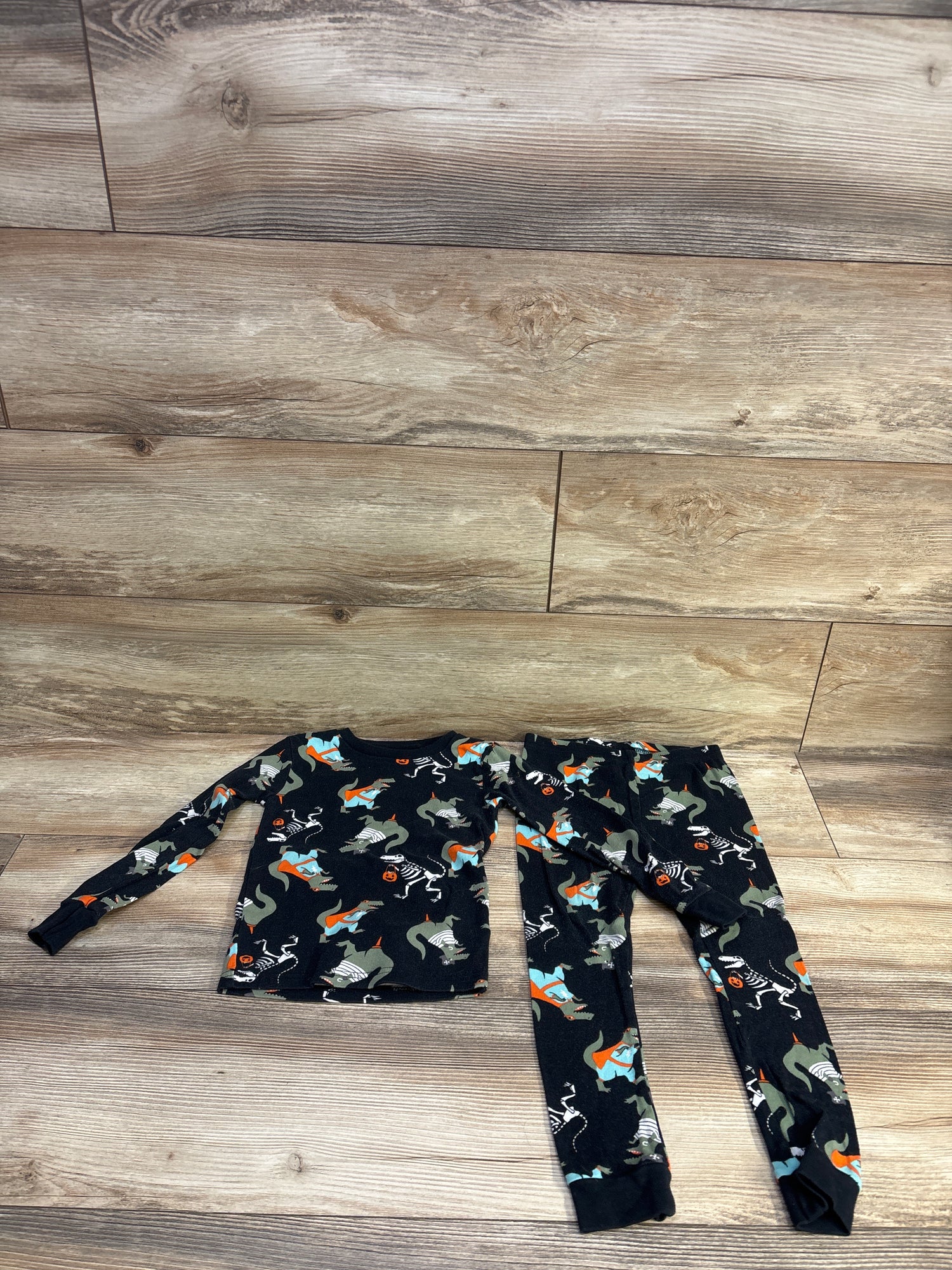 Just One You 2pc Halloween Pajama Set Black sz 5T