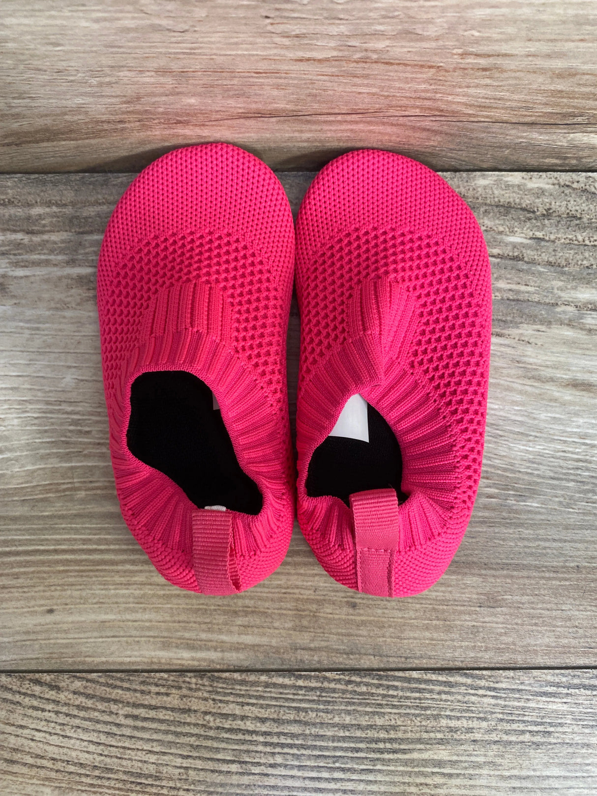 NEW Hot Pink STQ Water Shoes sz 7.5/8c