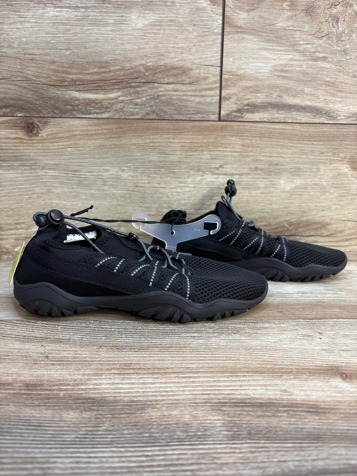 NEW All In Motion Windsor Water Sneakers Black sz 3Y