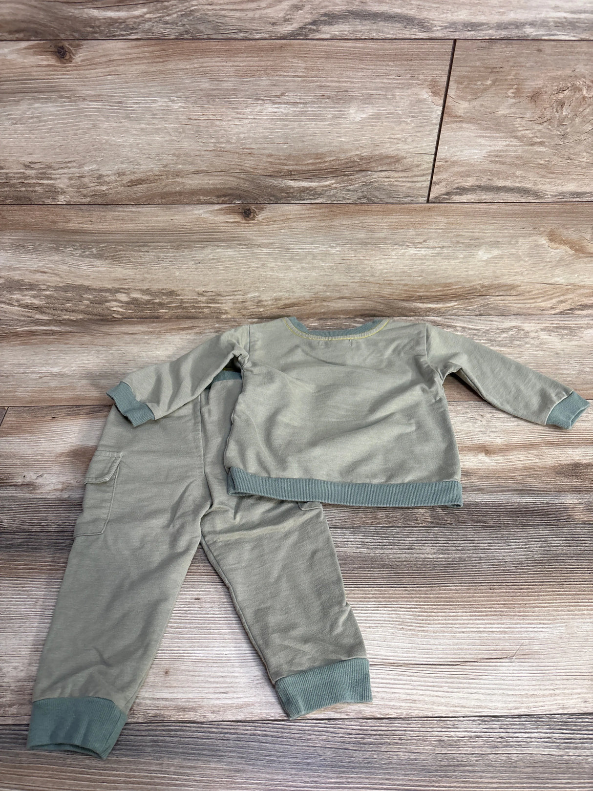 Tommy Bahama Long Sleeve Shirt & Joggers 2pc Set Green sz 18m