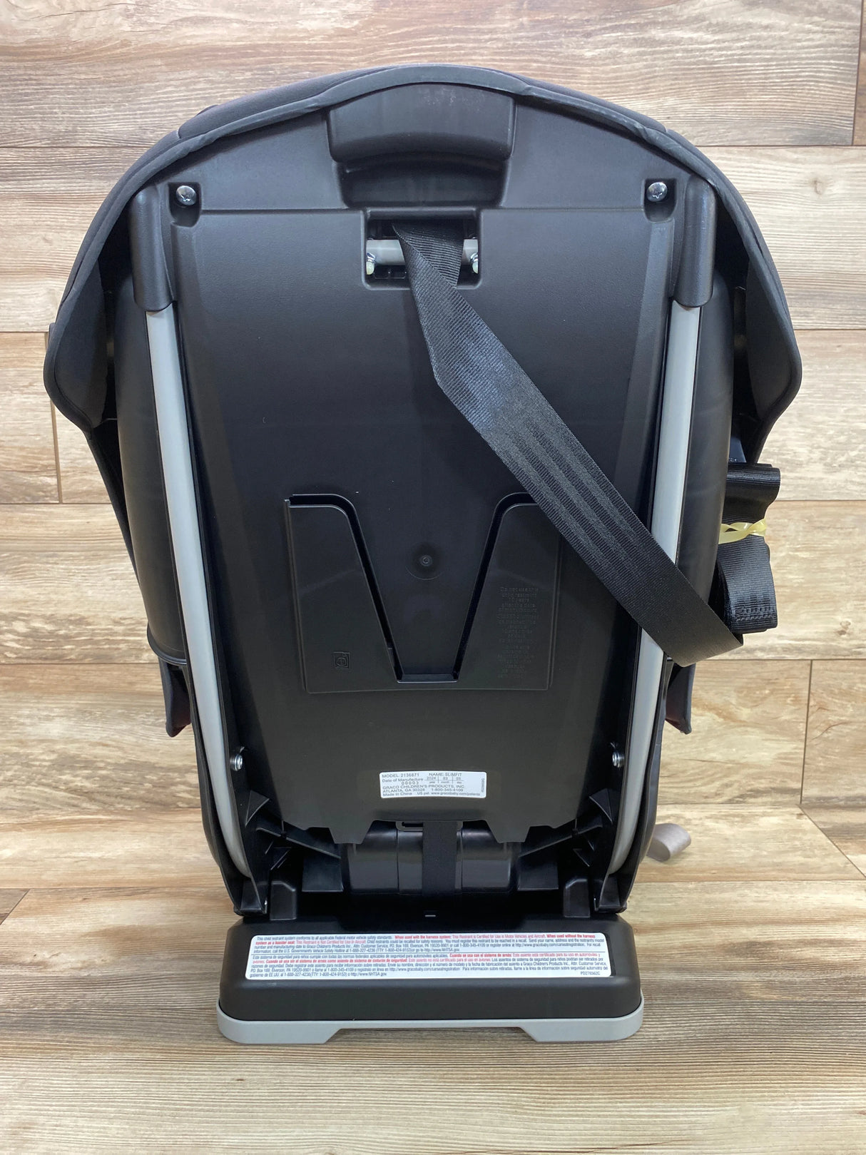 NEW Graco SlimFit All-in-One Convertible Car Seat in Redmond