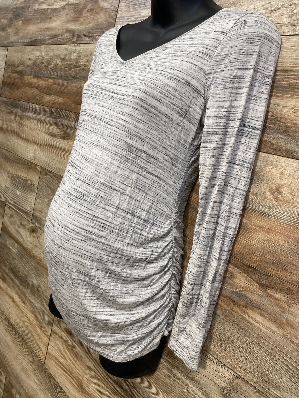 Motherhood Maternity Ruched Shirt Grey sz Medium