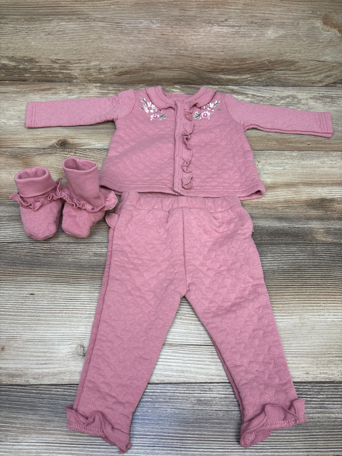 Duck Duck Goose 3pc Quilted Top, Pants, 7 Booties Set Pink sz 0-3m
