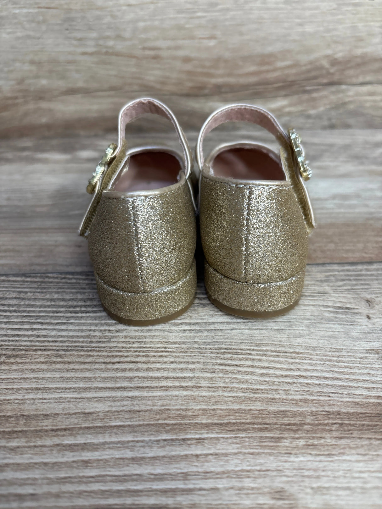 Cupcakes & Cashmere Gold Glitter Mary Jane Shoes sz 5c - Me n Mommy To Be