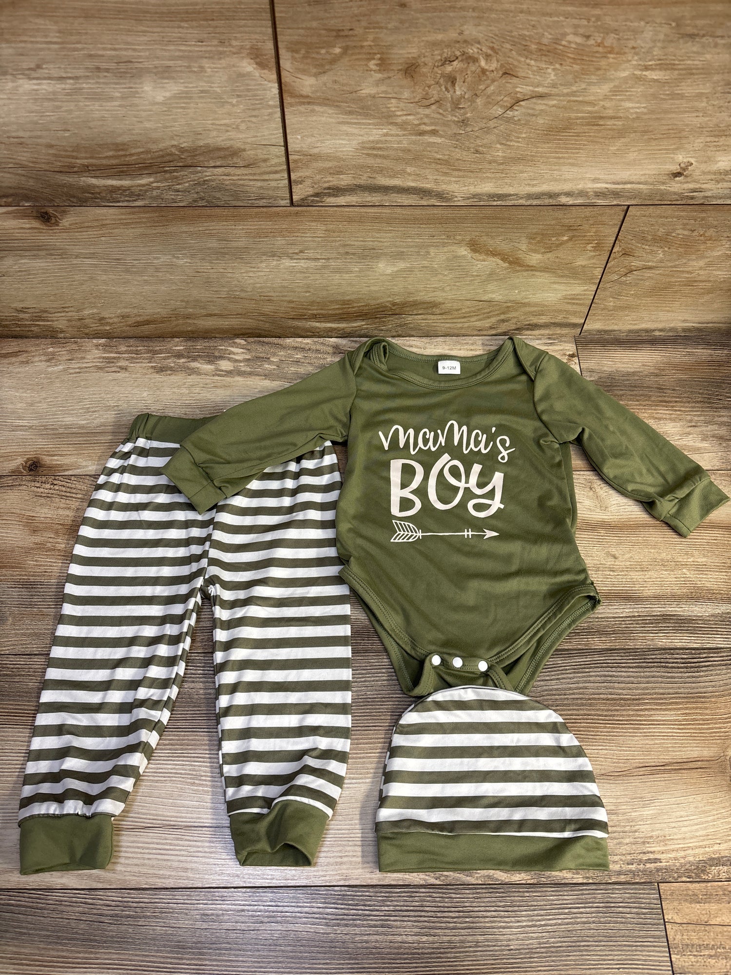 3pc Mama's Boy Bodysuit, Pants, & Hat Set Sage sz 9-12m