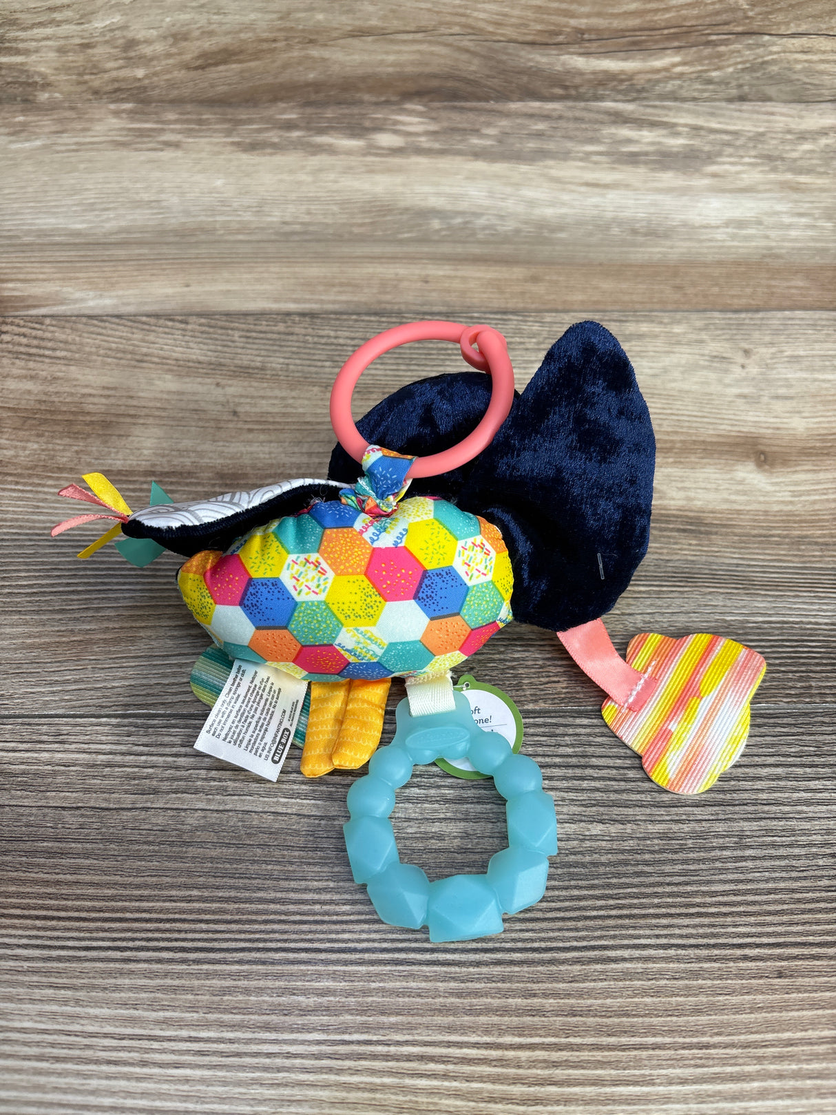 NEW Infantino Go Gaga! Jittery Puffin Baby Toy
