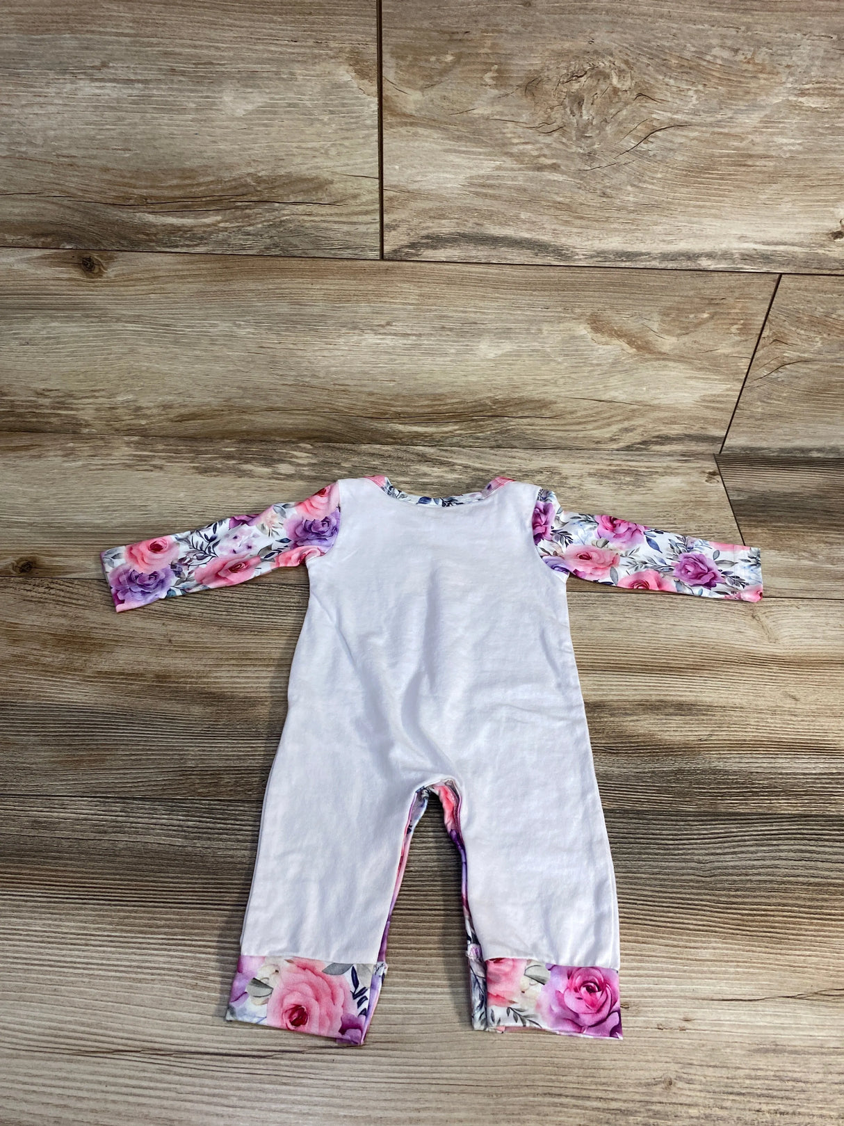 Daddy's Princess Textured Floral Romper White sz 1-3m