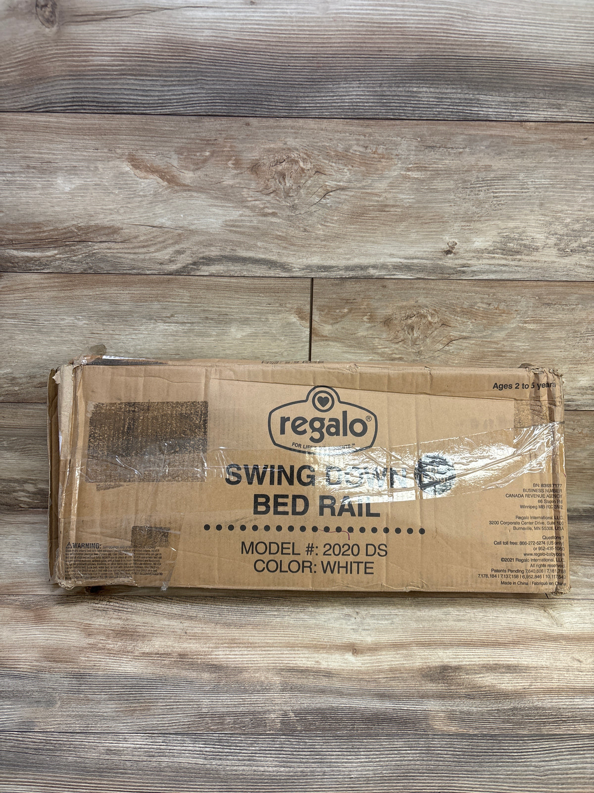 Regalo Swing Down Bed Rail Guard, White