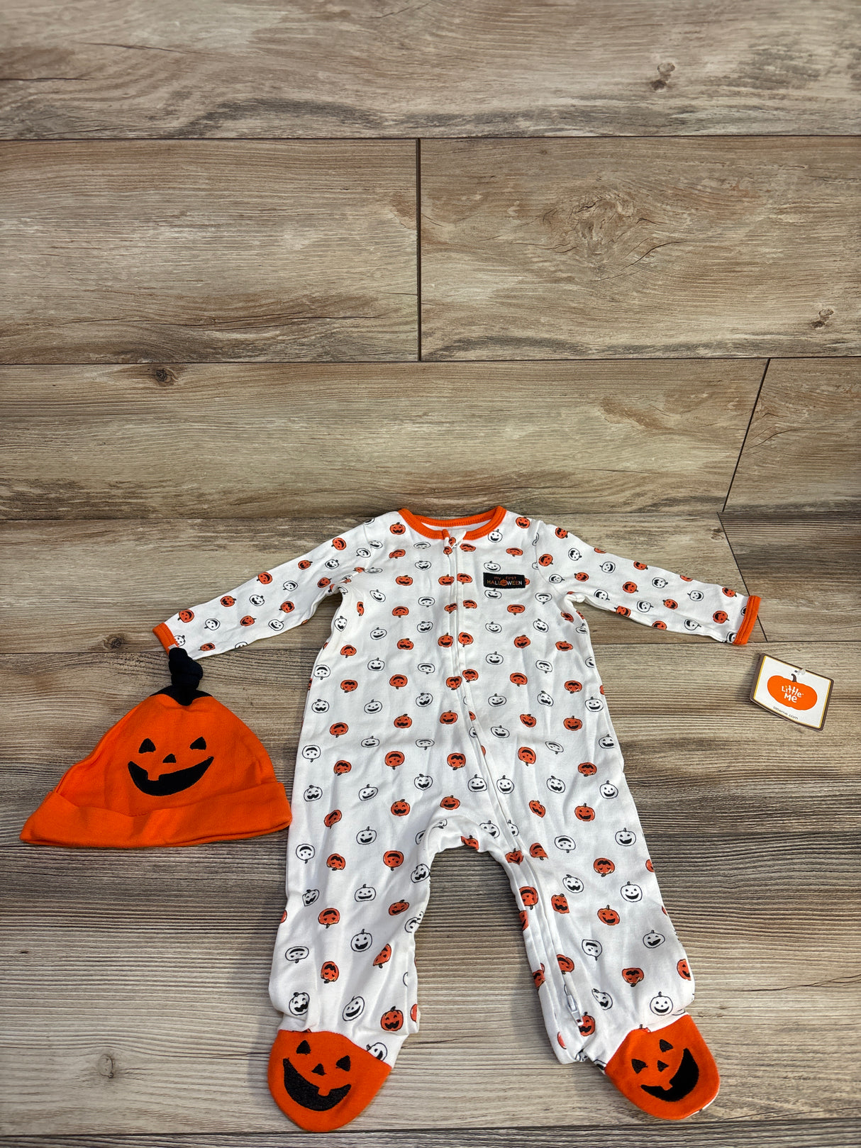 Little Me 2pc My First Halloween Sleeper & Knot Hat White sz 6m