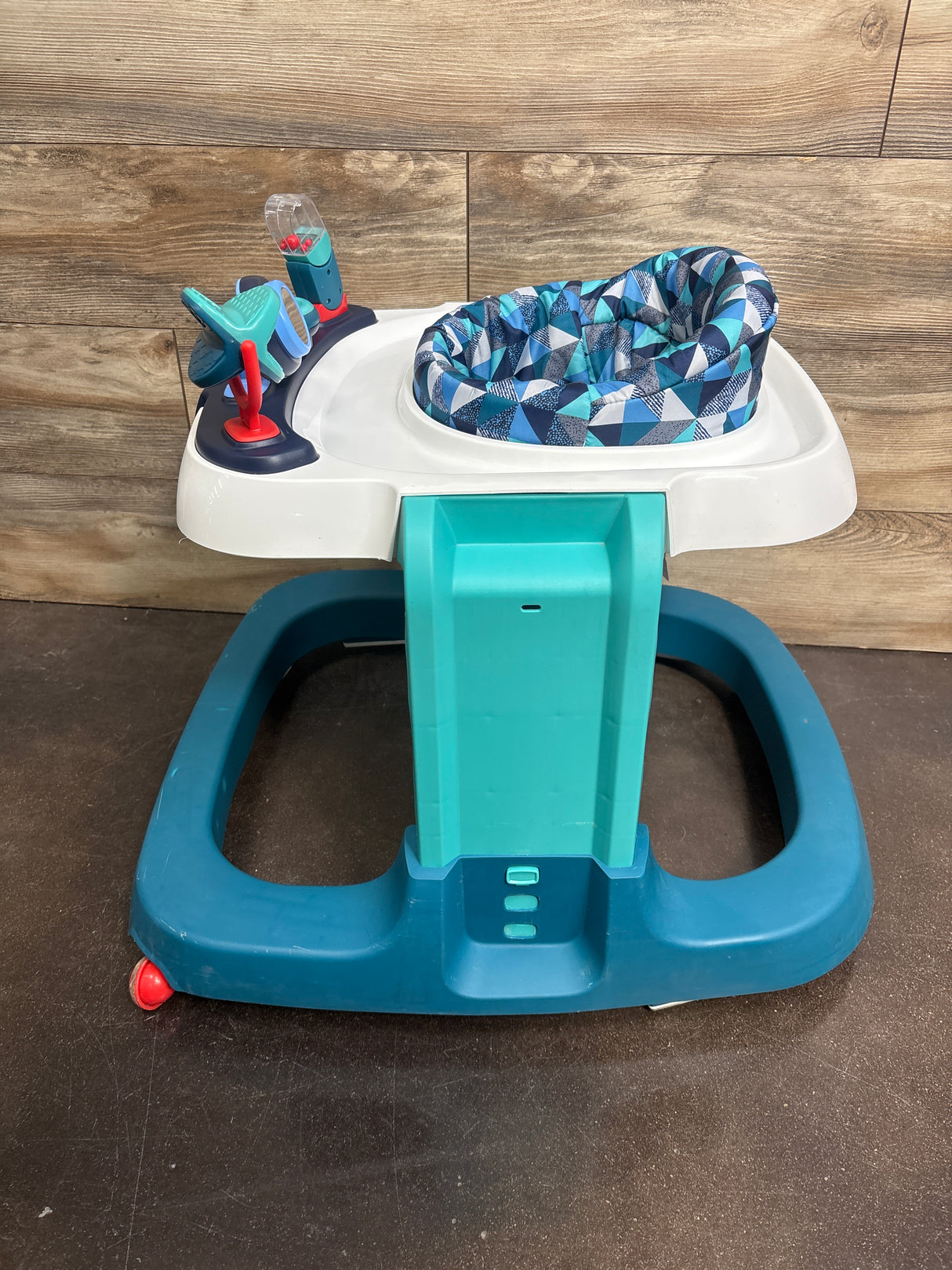 Safety 1st Ready, Set, Walk DX Developmental Walker in Kinsale